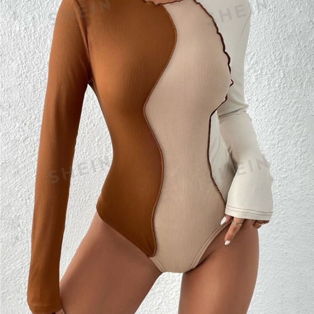 SHEIN Colorblock Long Sleeve Bodysuit